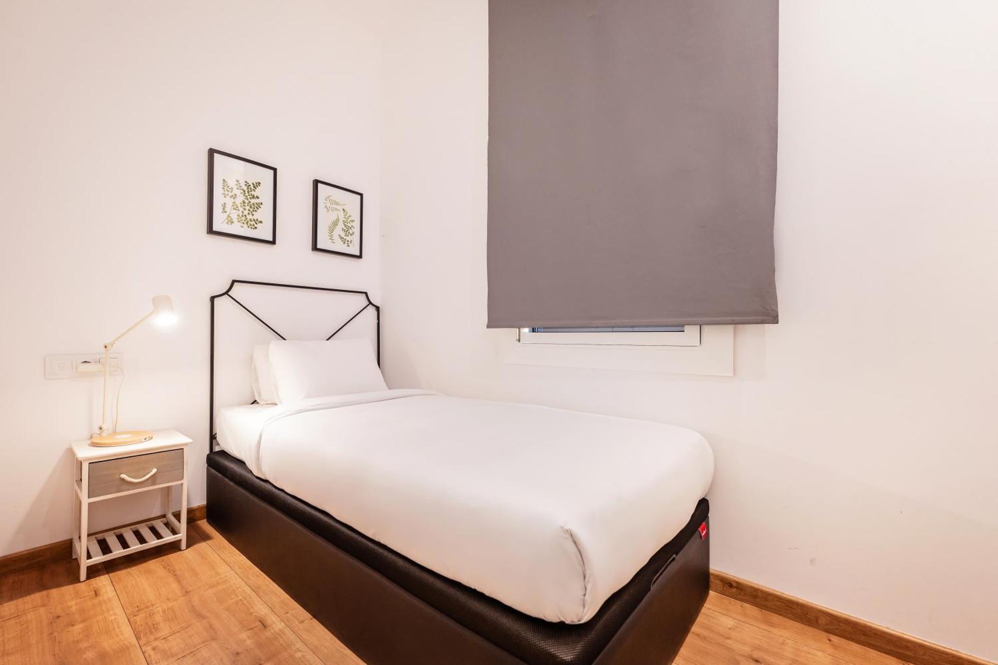 Apartament Sweett - Urgell Eixample Barcelona Zewnętrze zdjęcie